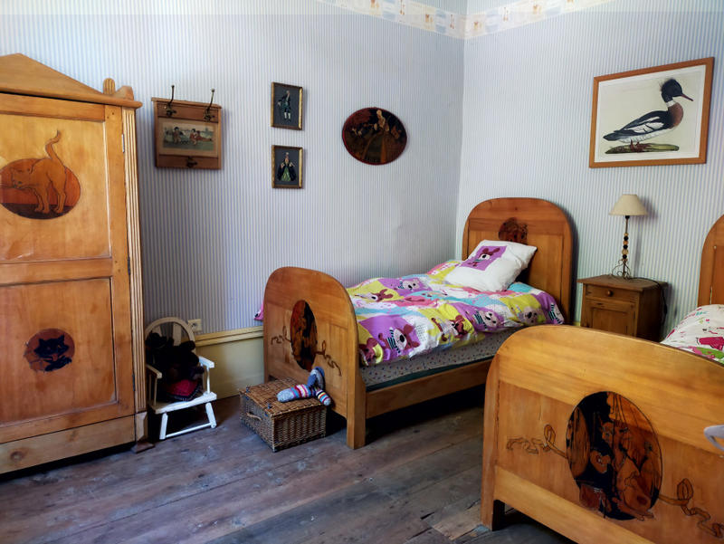 Maison - 210 m² - 9 pièces