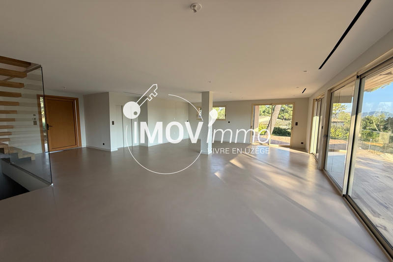Maison - 174 m² - 6 pièces