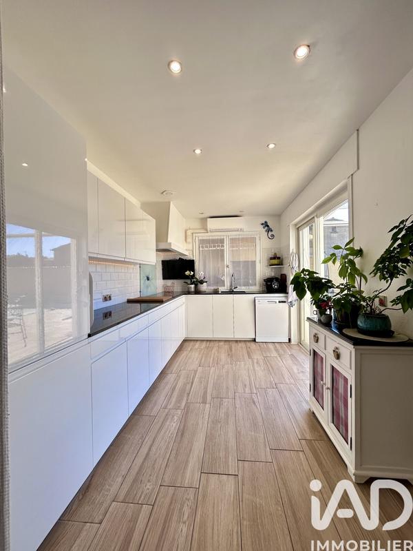 Maison - 105 m² - 4 pièces