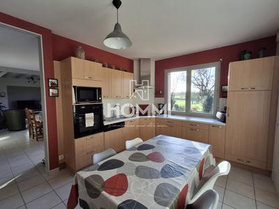 Maison traditionnelle - 140 m² - 6 pièces