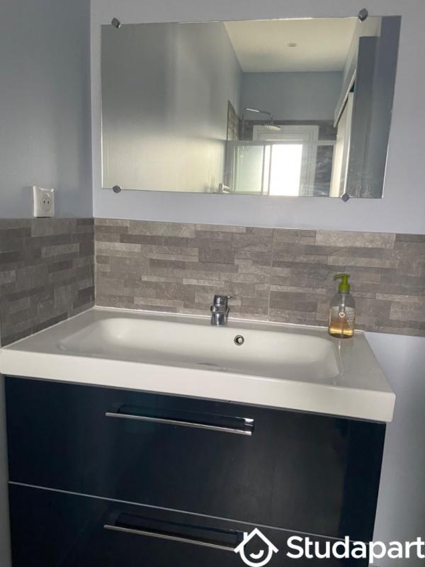 Chambre - 14 m² - 1 pièce