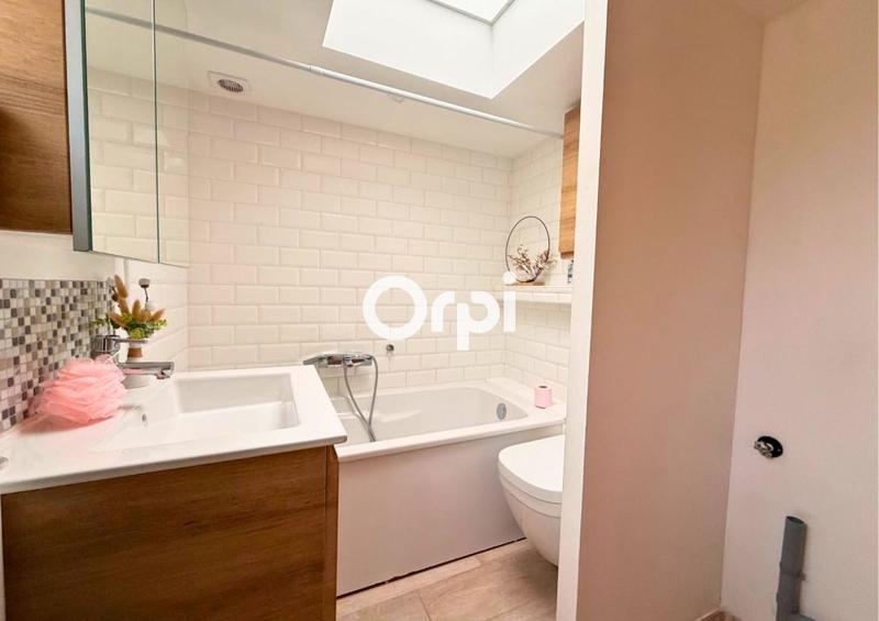 Maison - 88 m² - 5 pièces