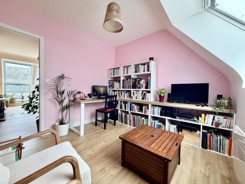 Pavillon - 100 m² - 6 pièces