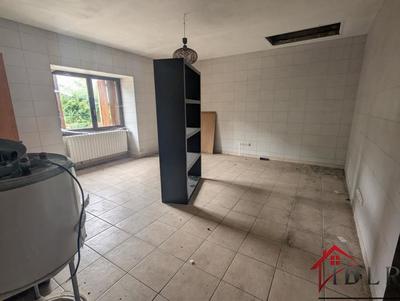 Maison - 200 m² - 9 pièces