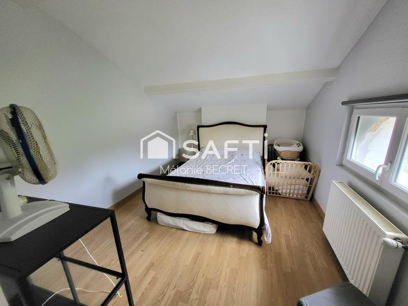 Maison - 270 m² - 9 pièces