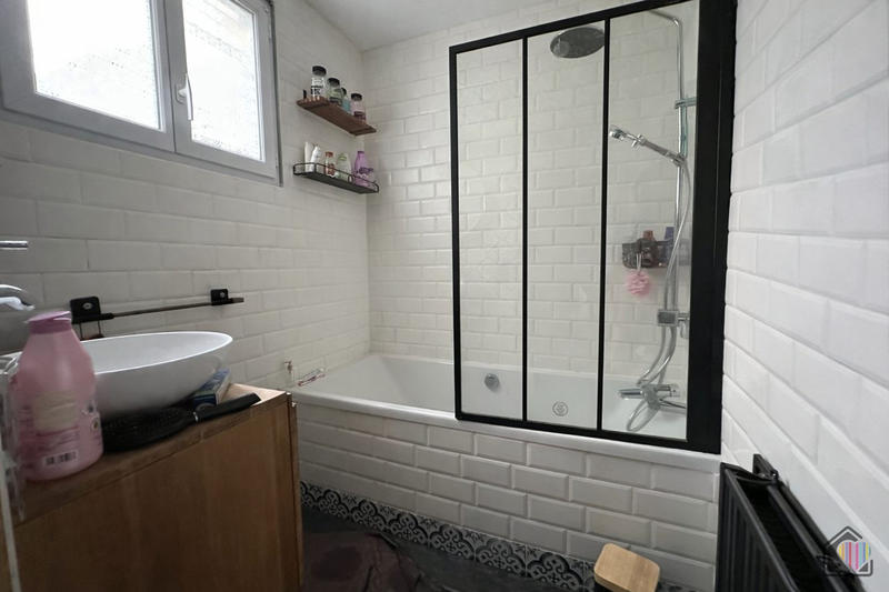 Appartement - 235 m² - 6 pièces