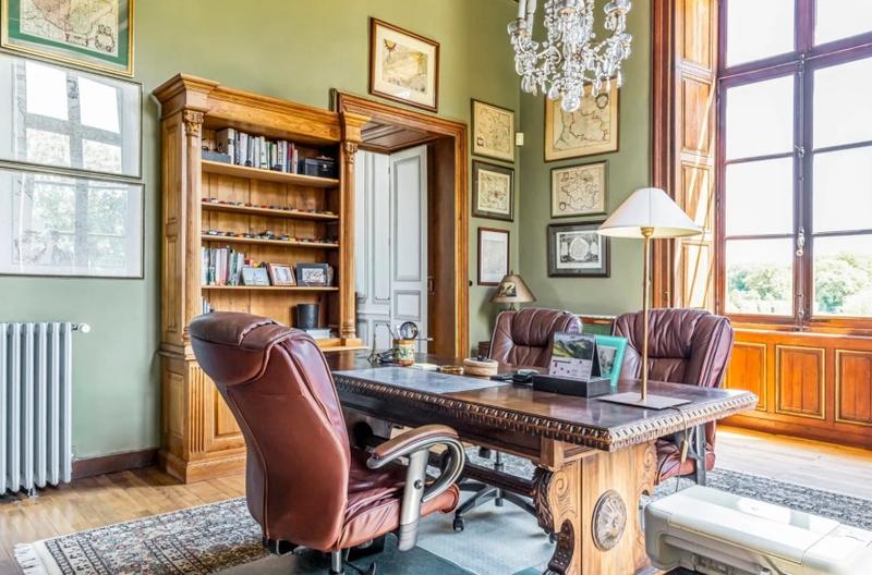 Manoir - 620 m² - 20 pièces