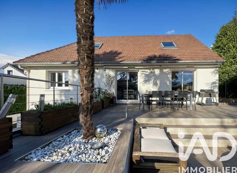 Maison - 160 m² - 7 pièces