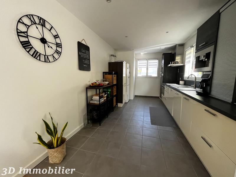 Maison - 110 m² - 6 pièces