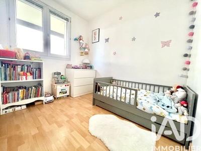 Duplex - 65 m² - 4 pièces