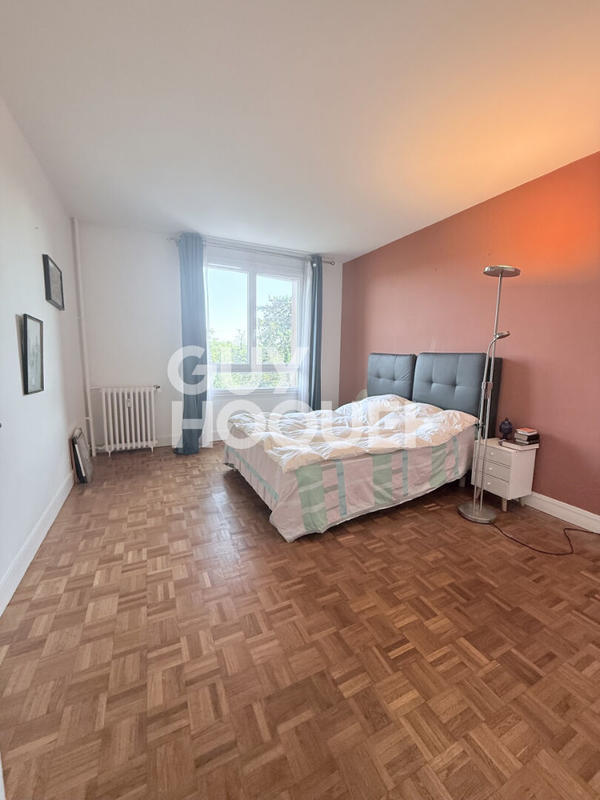 Appartement - 86 m² - 4 pièces