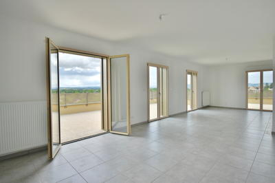 Appartement - 138 m² - 6 pièces