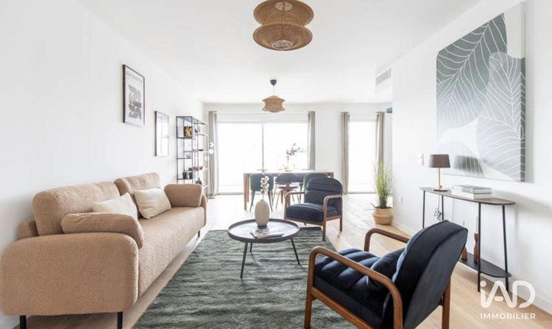 Appartement - 92 m² - 4 pièces