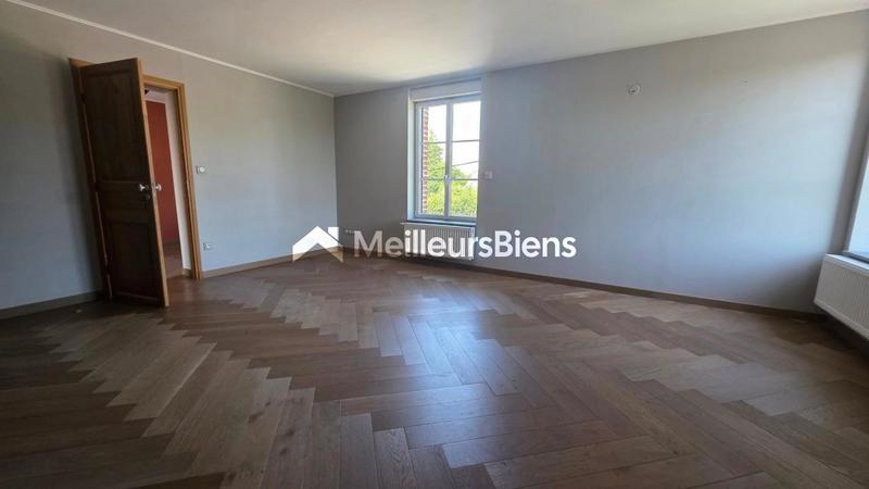Maison - 227 m² - 9 pièces