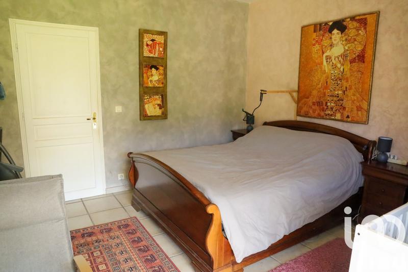 Maison - 257 m² - 8 pièces