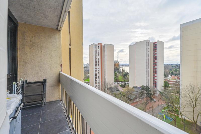 Appartement - 94 m² - 4 pièces