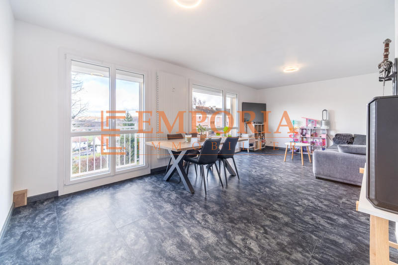 Appartement - 75 m² - 4 pièces