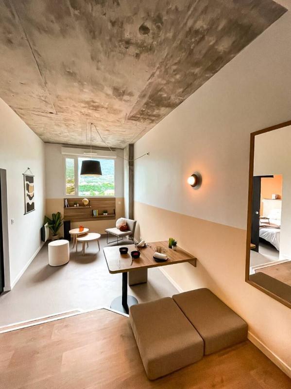 Chambre - 10 m² - 1 pièce