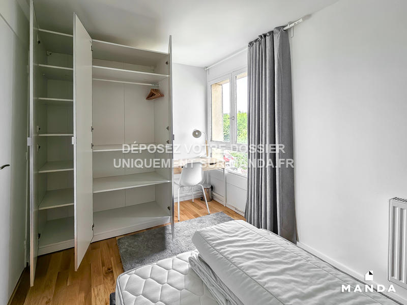 Chambre - 9 m² - 7 pièces