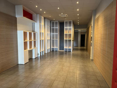Local commercial - 100 m²