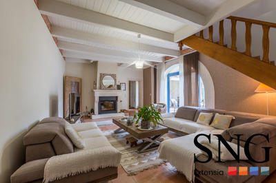 Maison ancienne - 233 m² - 7 pièces