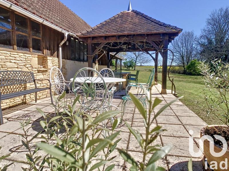 Maison - 180 m² - 5 pièces