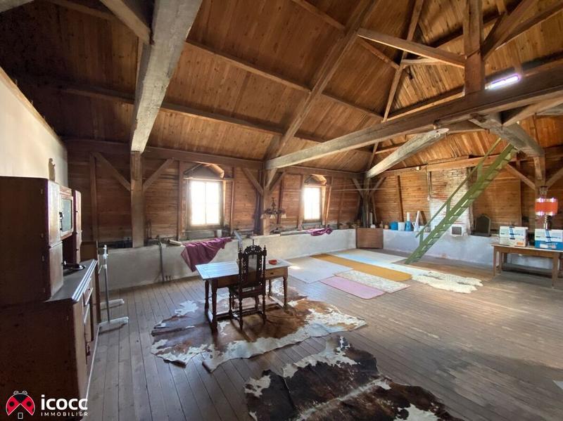 Maison bourgeoise - 222 m² - 9 pièces