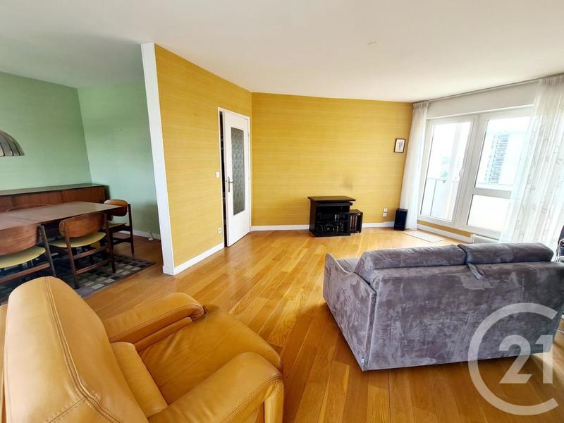 Appartement - 75 m² - 4 pièces