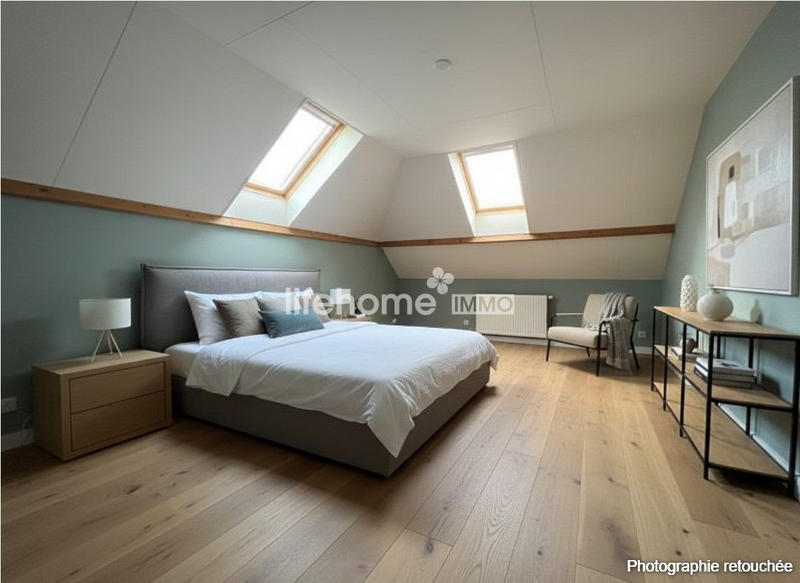 Maison - 204 m² - 9 pièces