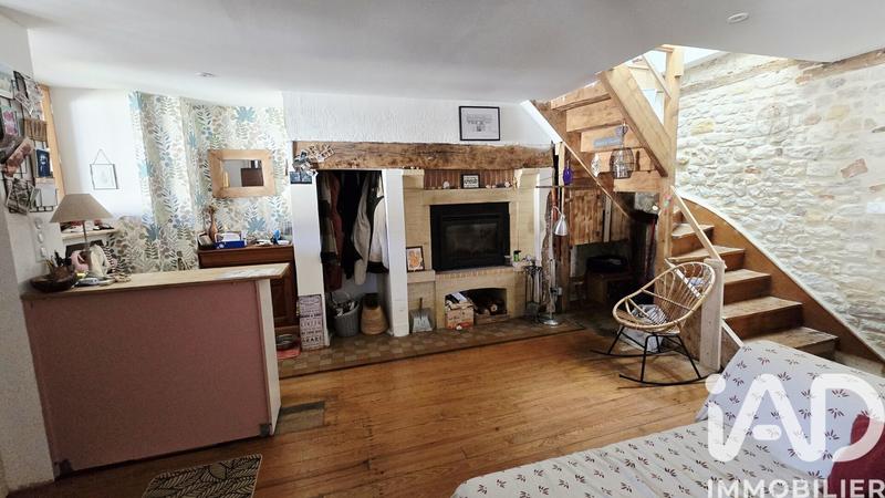 Maison de village - 264 m² - 1 pièce