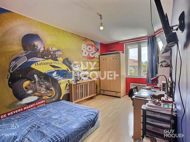 Maison - 180 m² - 6 pièces