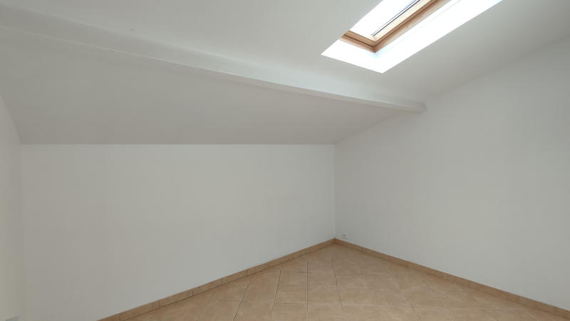 Maison - 77 m² - 3 pièces