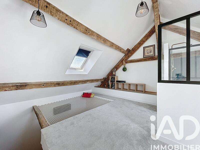 Maison - 174 m² - 8 pièces
