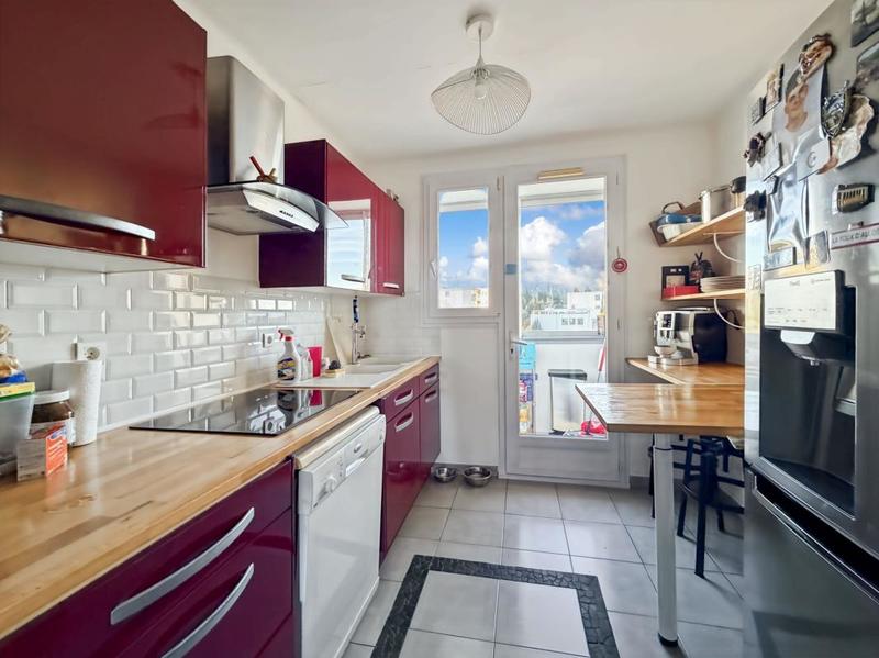 Appartement - 72 m² - 4 pièces