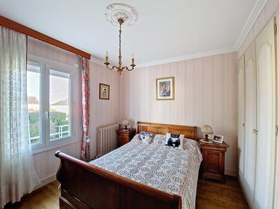 Maison - 82 m² - 5 pièces