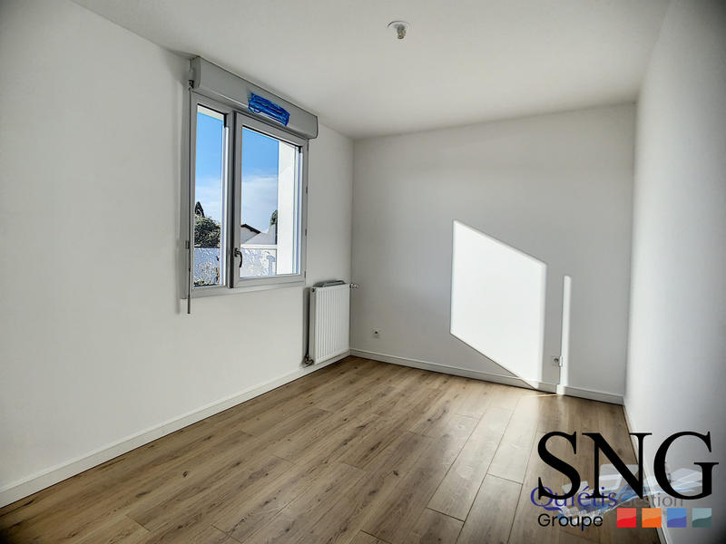 Appartement - 93 m² - 4 pièces