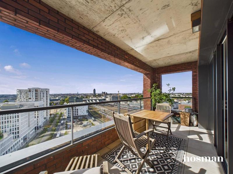 Appartement - 94 m² - 4 pièces