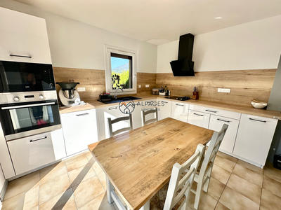 Châlet - 143 m² - 6 pièces