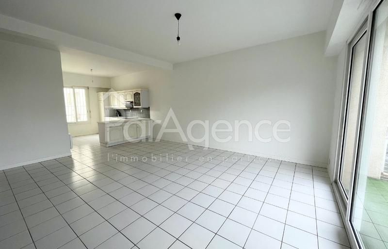 Appartement - 75 m² - 3 pièces