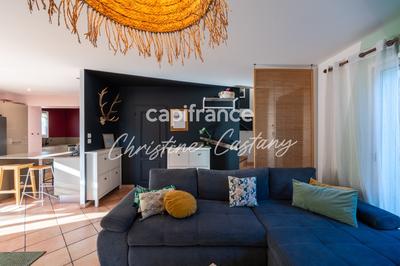 Maison - 110 m² - 4 pièces