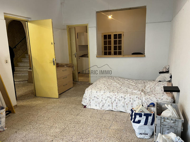 Maison - 250 m² - 5 pièces