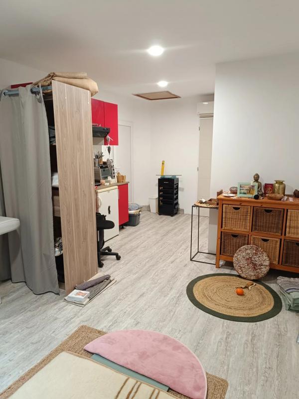 Local commercial - 82 m² - 1 pièce