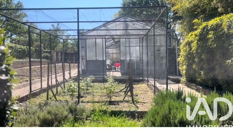 Maison - 380 m² - 9 pièces