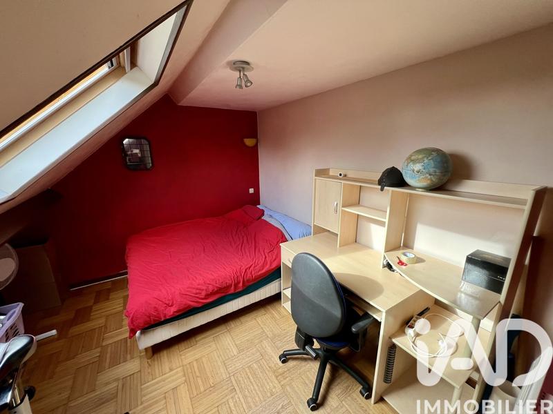 Maison - 95 m² - 6 pièces