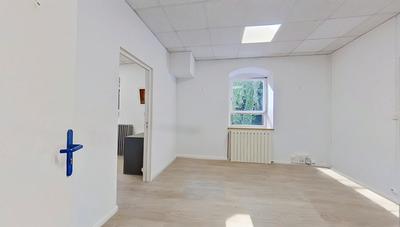 Bureau - 25 m² - 2 pièces