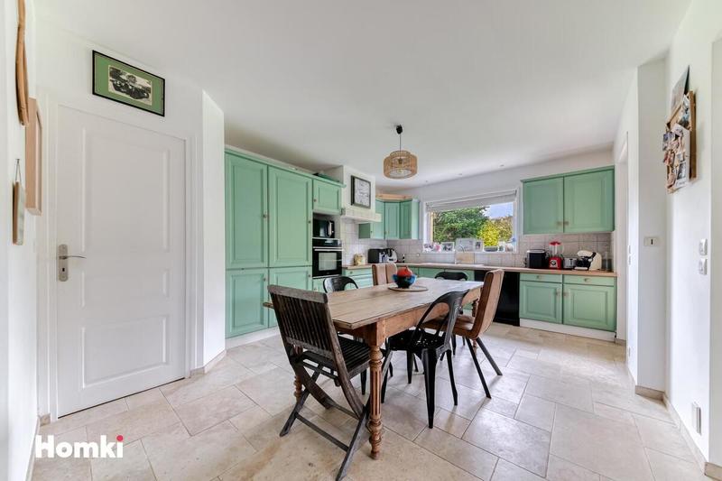 Maison - 185 m² - 6 pièces