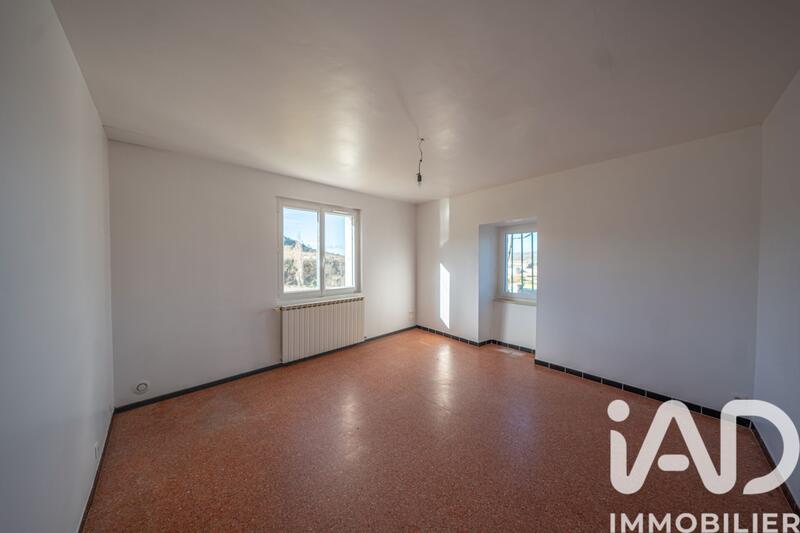 Appartement - 95 m² - 4 pièces