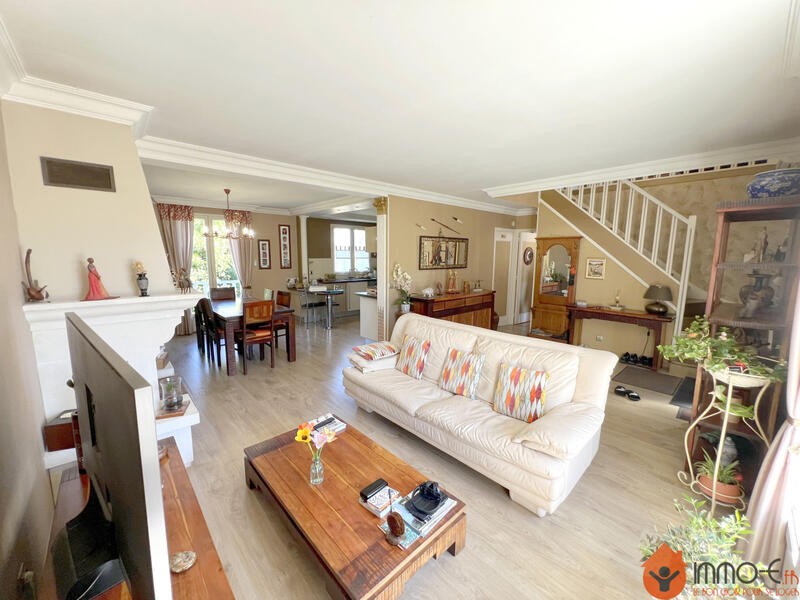 Maison - 113 m² - 6 pièces