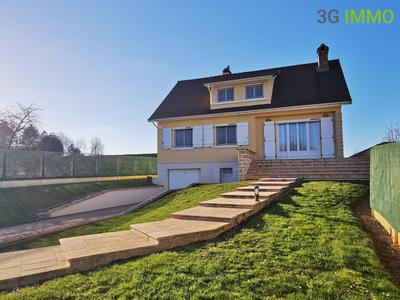 Maison - 137 m² - 7 pièces