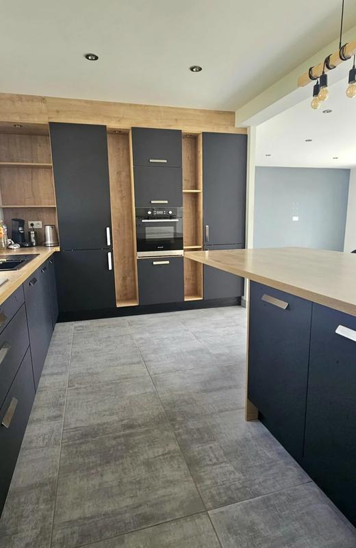 Maison - 102 m² - 4 pièces